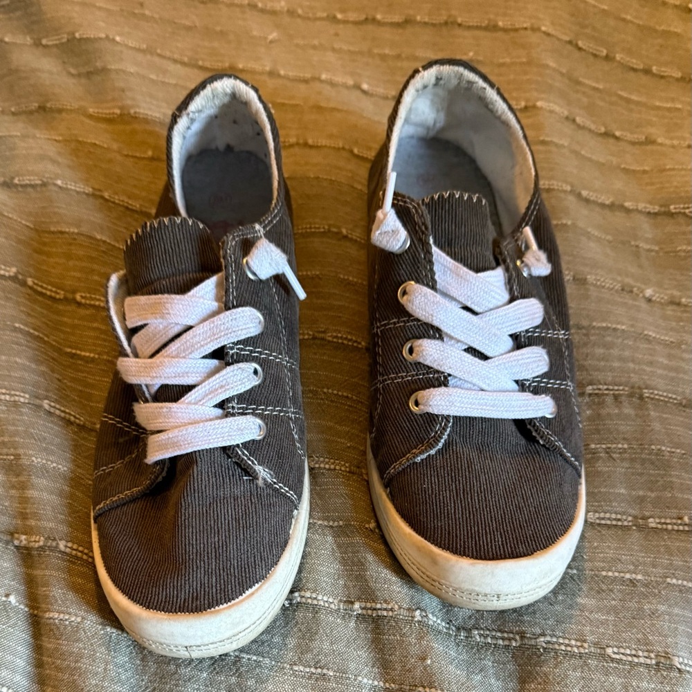Jelly Pop Green Casual Sneakers